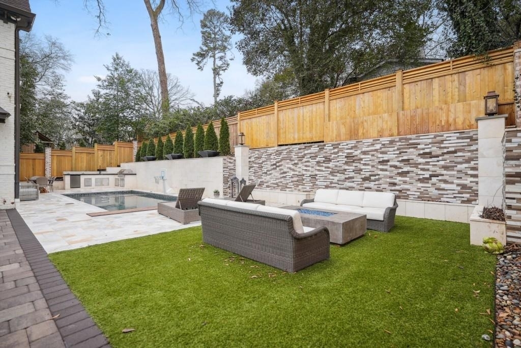1930 Northside Drive Nw - Photo 32