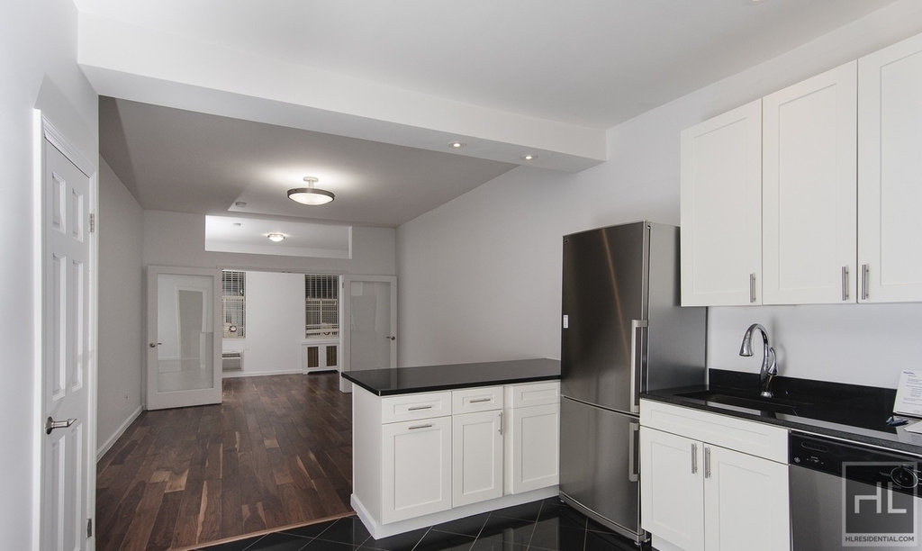 East 84th Street - Photo 1
