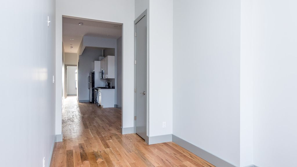 655 Knickerbocker Avenue - Photo 8