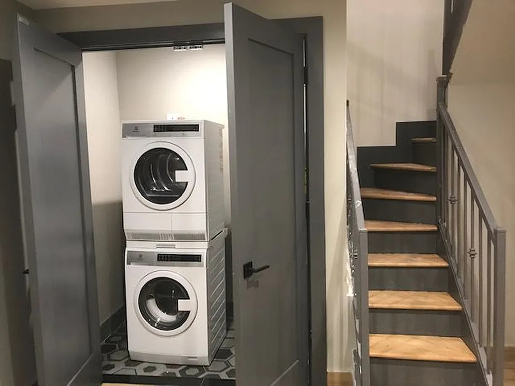 83 Humboldt Street - Photo 7