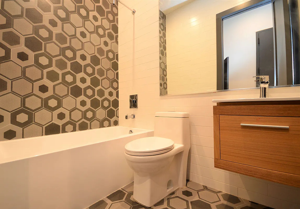 83 Humboldt Street - Photo 8