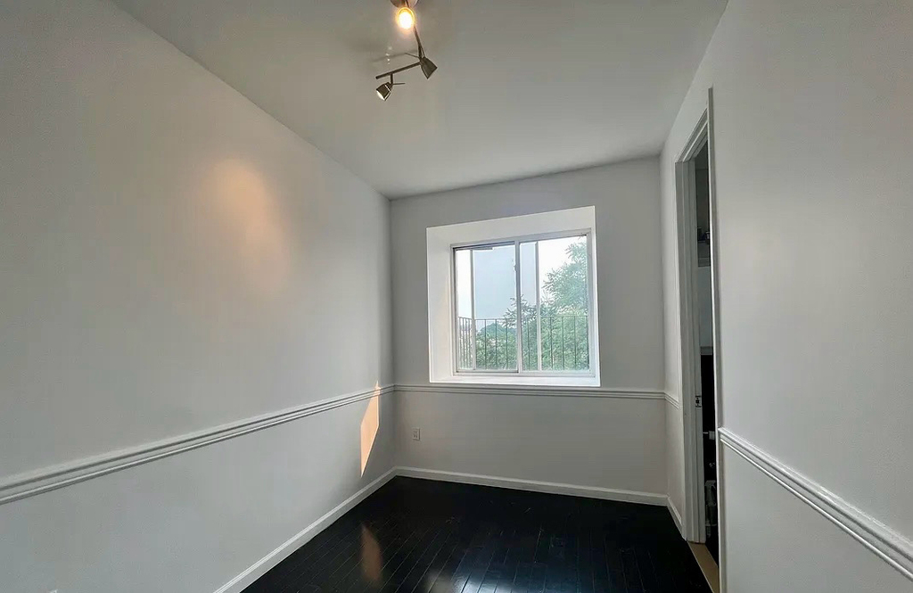436 Wilson Avenue - Photo 5