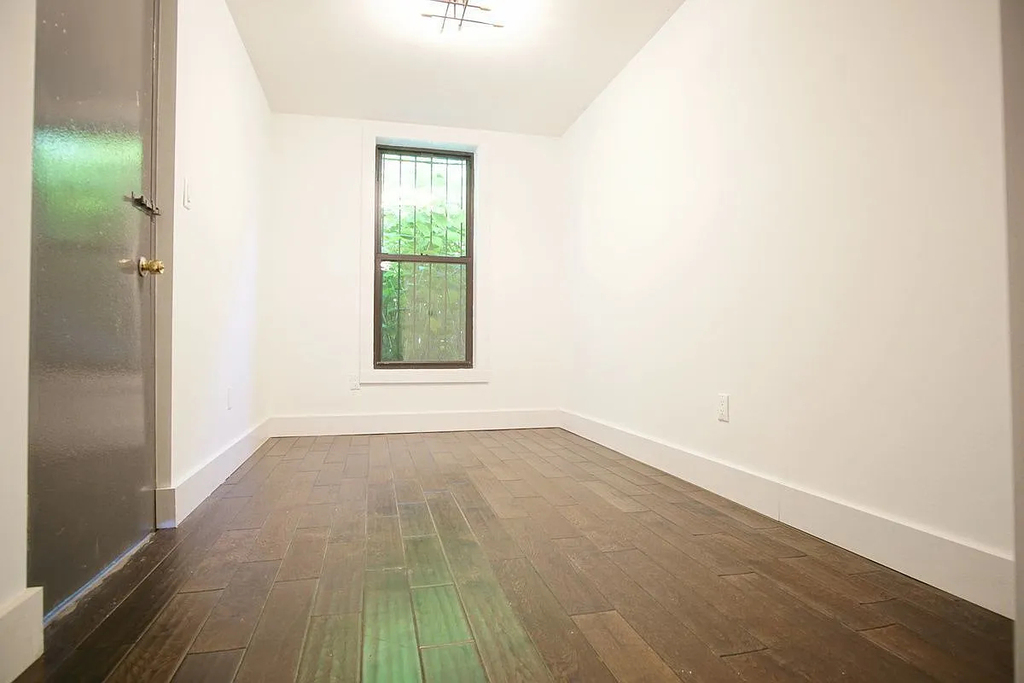 807 Quincy Avenue - Photo 4