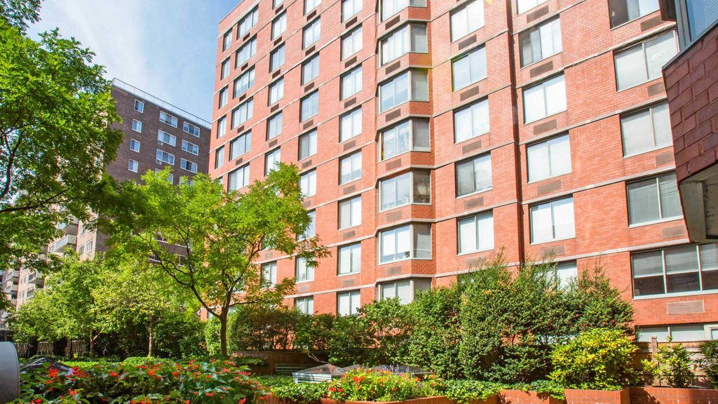 750 Columbus Ave. - Photo 35