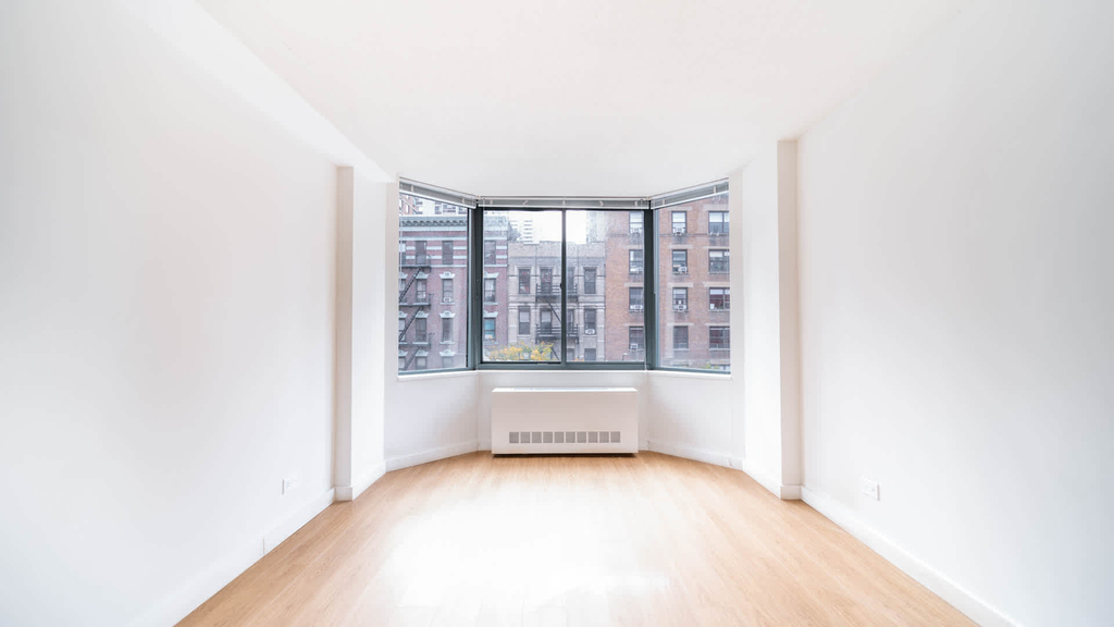 750 Columbus Ave. - Photo 15