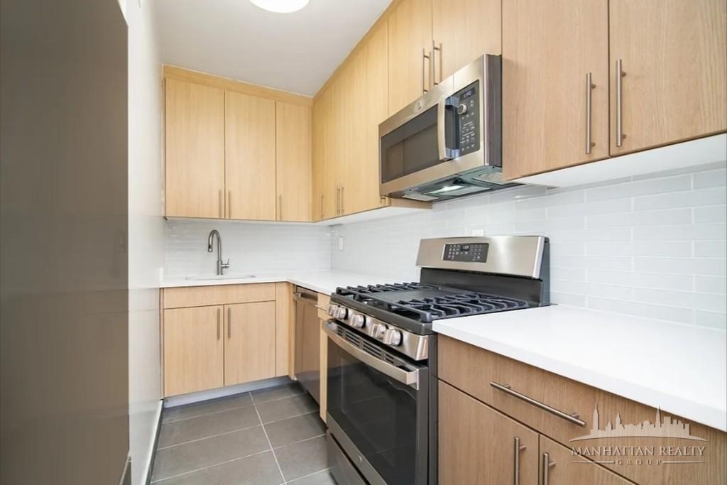 West 53rd Street - Photo 1