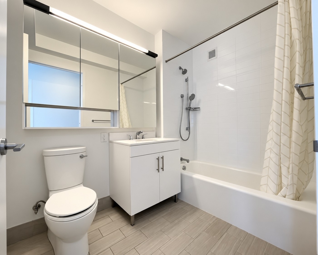 West 57th St - Photo 5