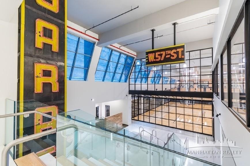 West 57th St - Photo 8