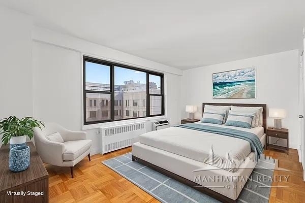 Fourth Avenue/E 14 - Photo 2