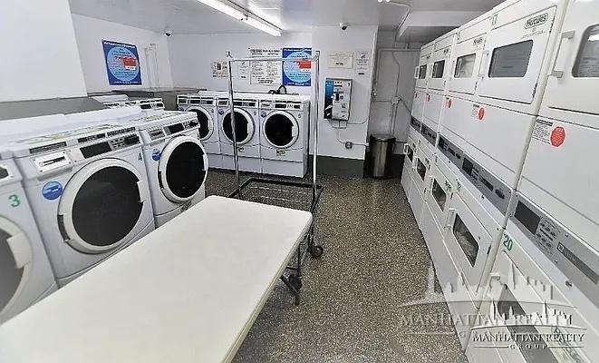 Fourth Avenue/E 14 - Photo 4