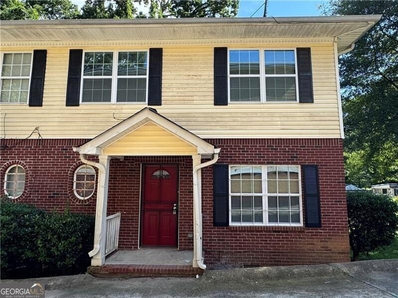 24 S Eugenia Place - Photo 1