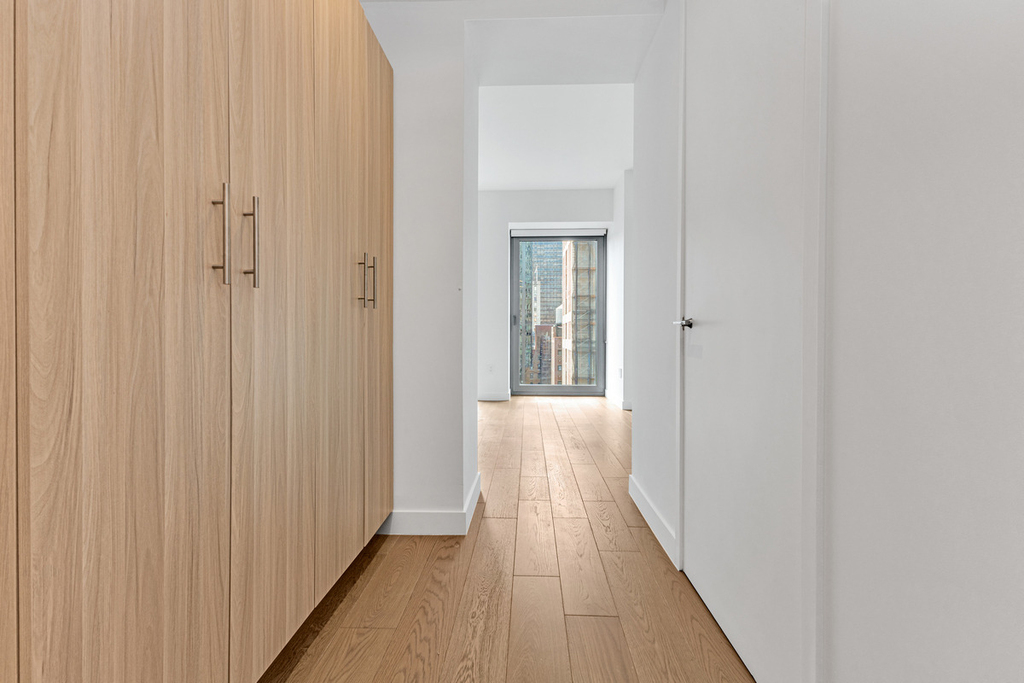 30 E 31st Street - Photo 8