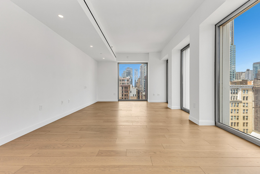 30 E 31st Street - Photo 1