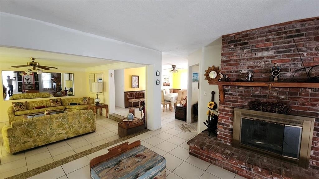 2405 Neptune Road - Photo 4