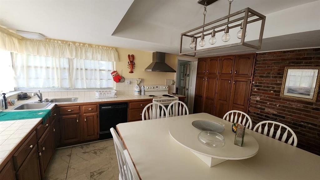 2405 Neptune Road - Photo 13