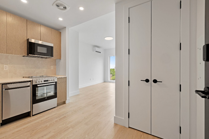 702 E 32nd St Brooklyn NY 11210 - Photo 1