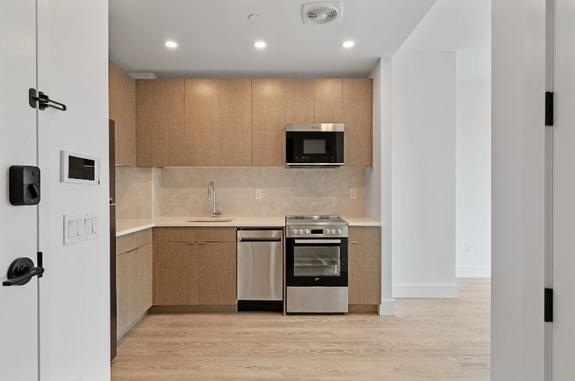 702 E 32nd St Brooklyn NY 11210 - Photo 10