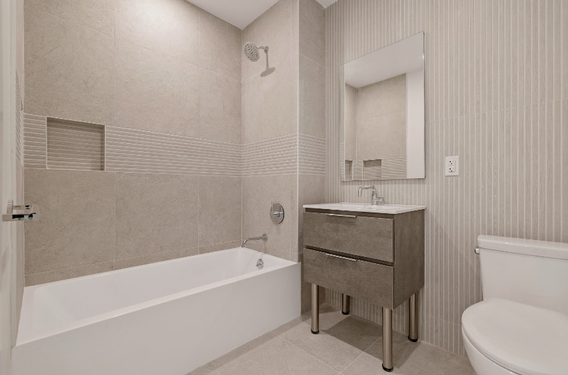 702 E 32nd St Brooklyn NY 11210 - Photo 4