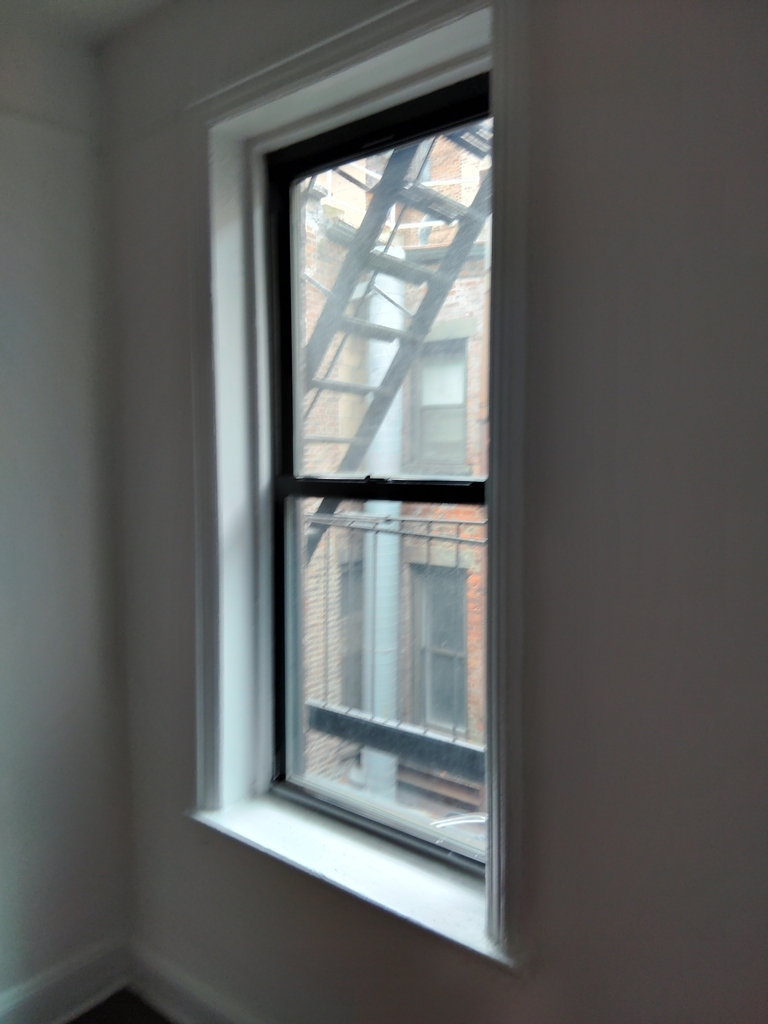 First av/ 58th street  - Photo 4