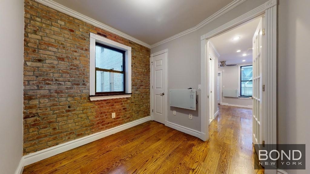 West 50th Street - Photo 3