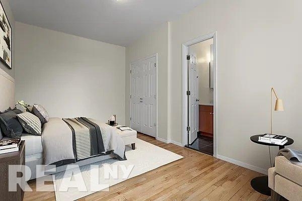 West 11th Street - Photo 0