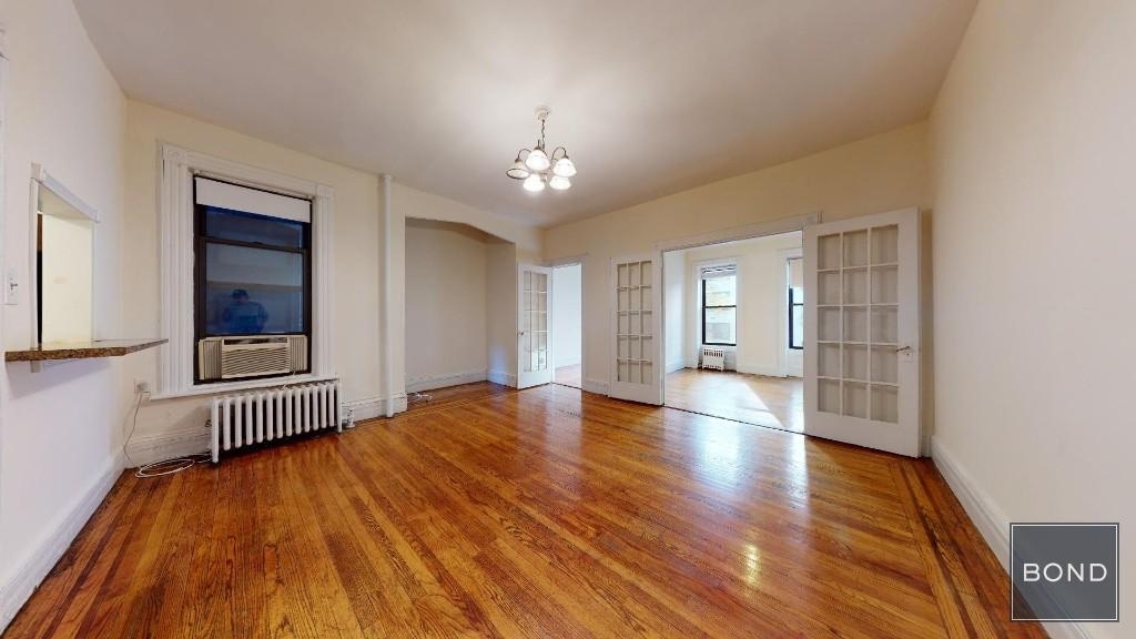 East 89th Street - Photo 0