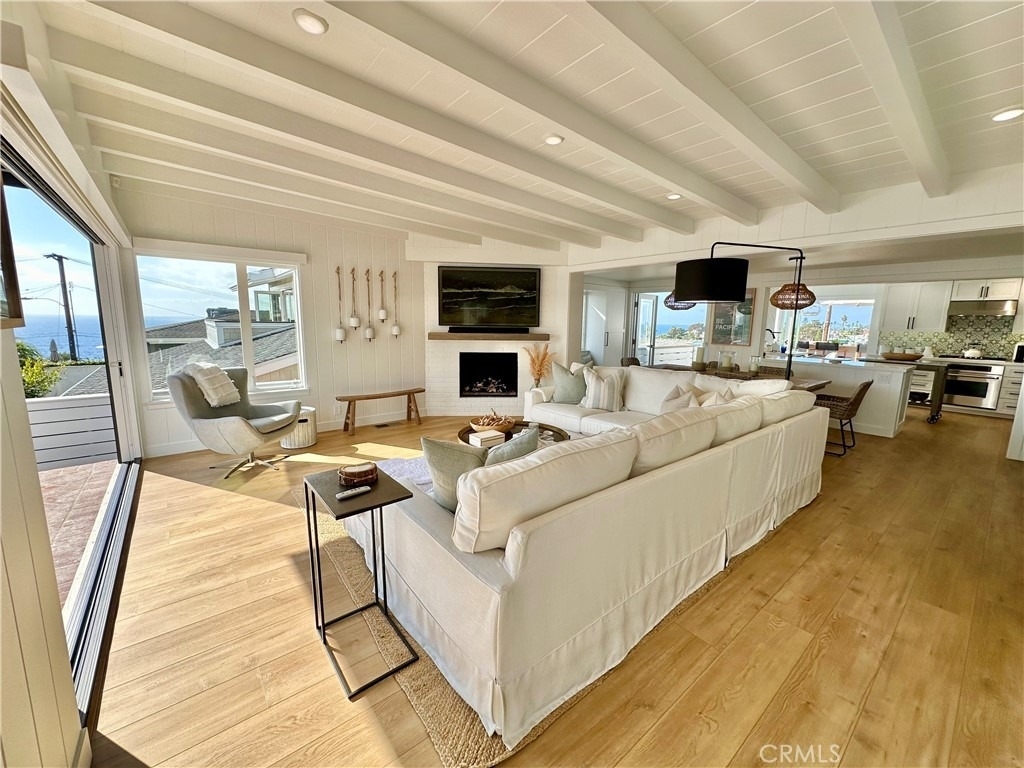 252 Grandview Street - Photo 2