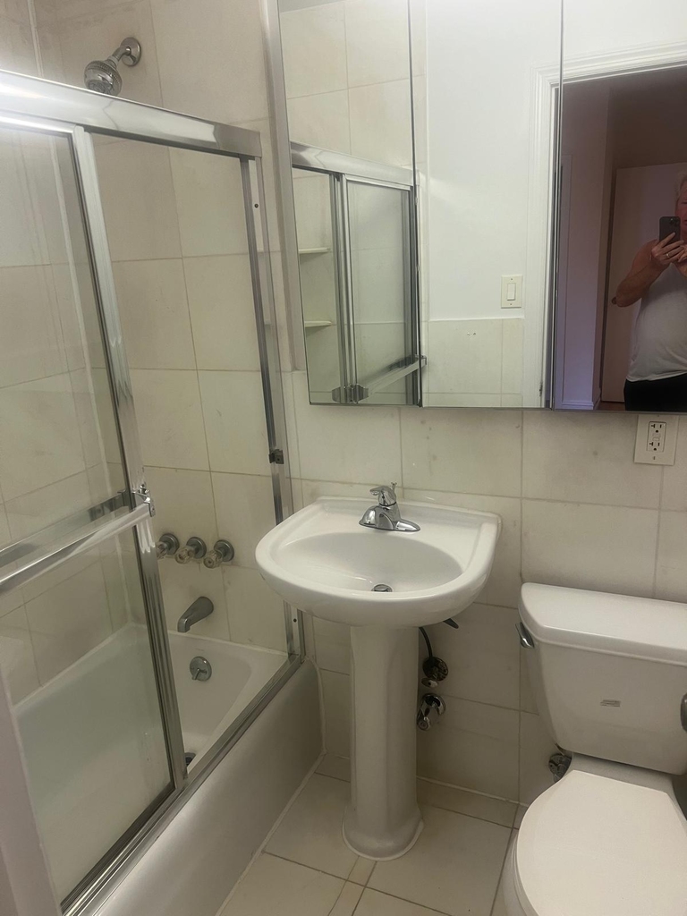 East 81st Street - Photo 1