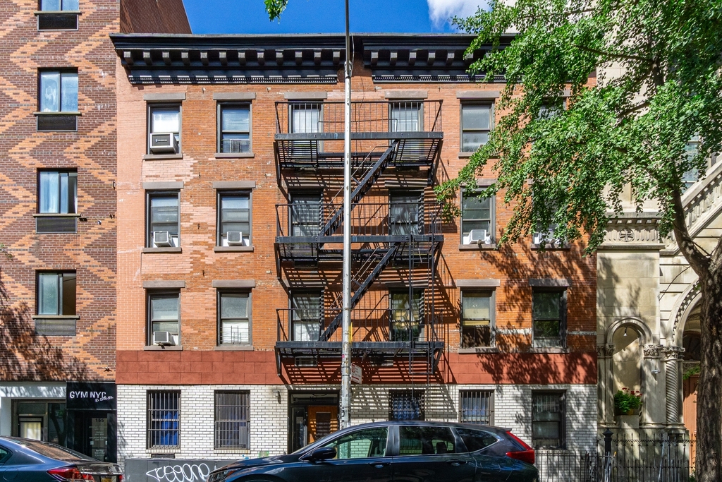 157 East 3rd Street - Photo 9