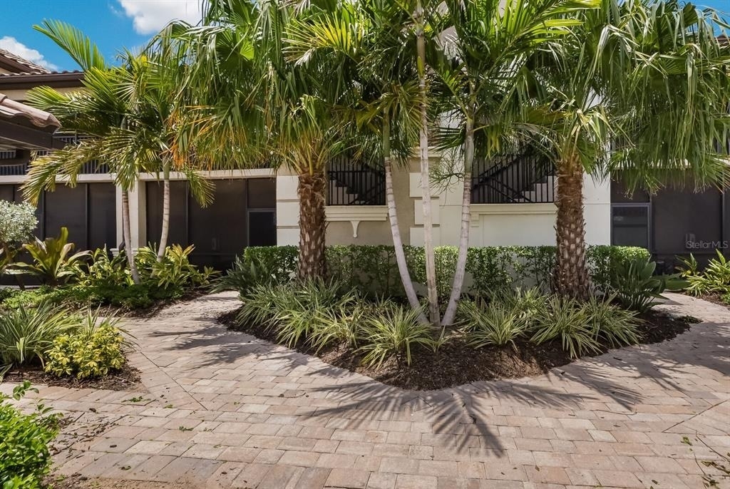 5557 Palmer Circle - Photo 1