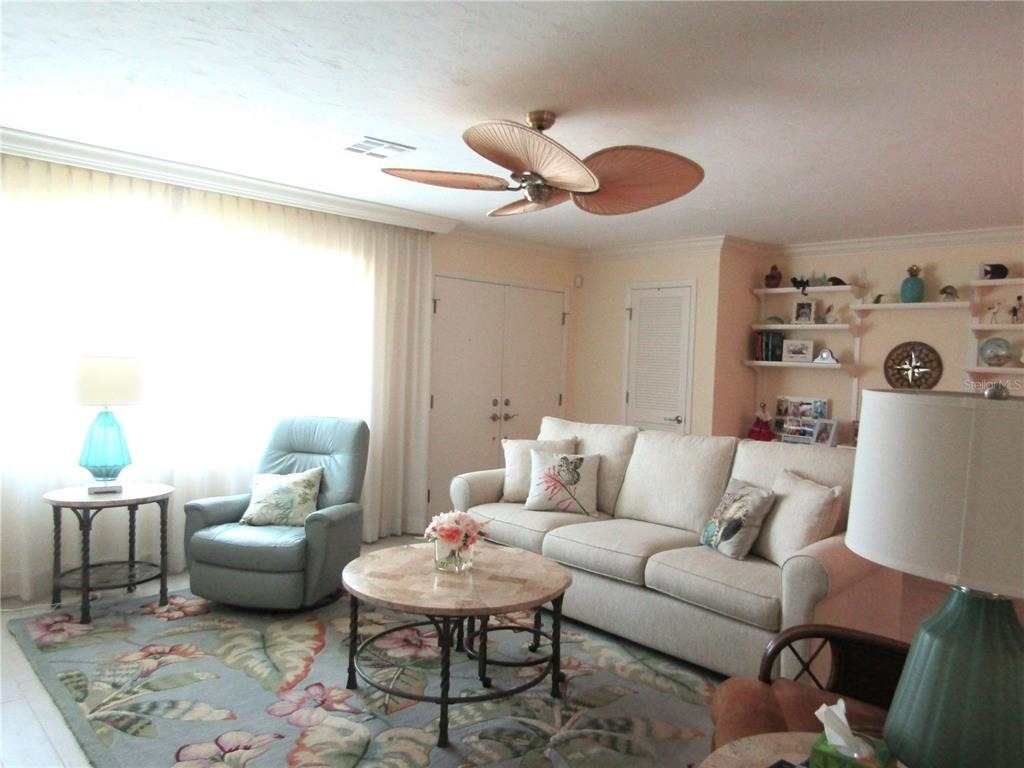 4700 Greencroft Road - Photo 4