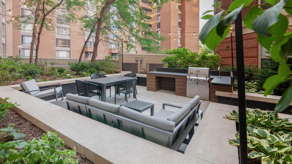 1210 Massachusetts Ave, Nw - Photo 21