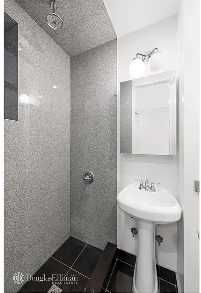 244 W 22nd St - Photo 9