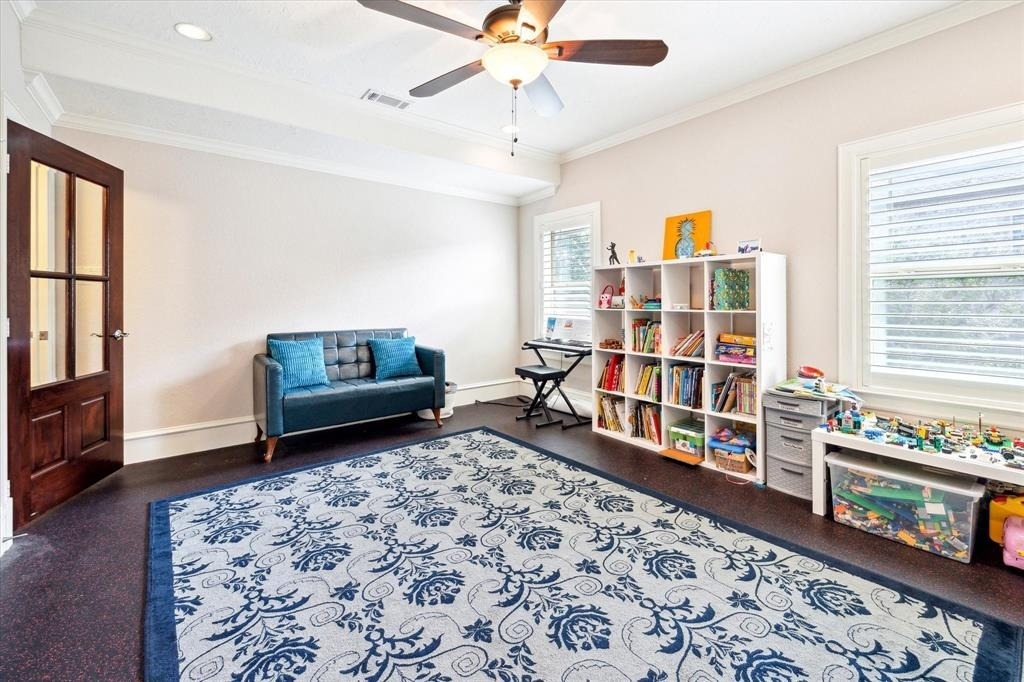 218 W 10th Street - Photo 24