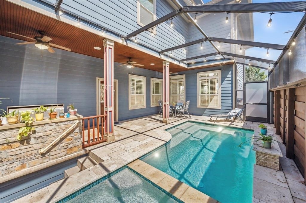 218 W 10th Street - Photo 27