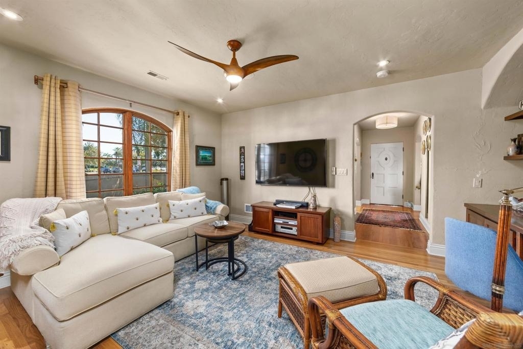 625 4th Street - Photo 8