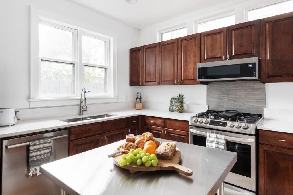 1515 Iverson Street Ne - Photo 13