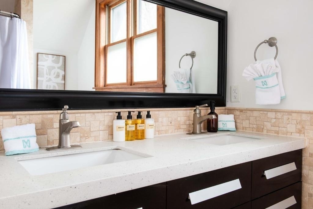 1515 Iverson Street Ne - Photo 3