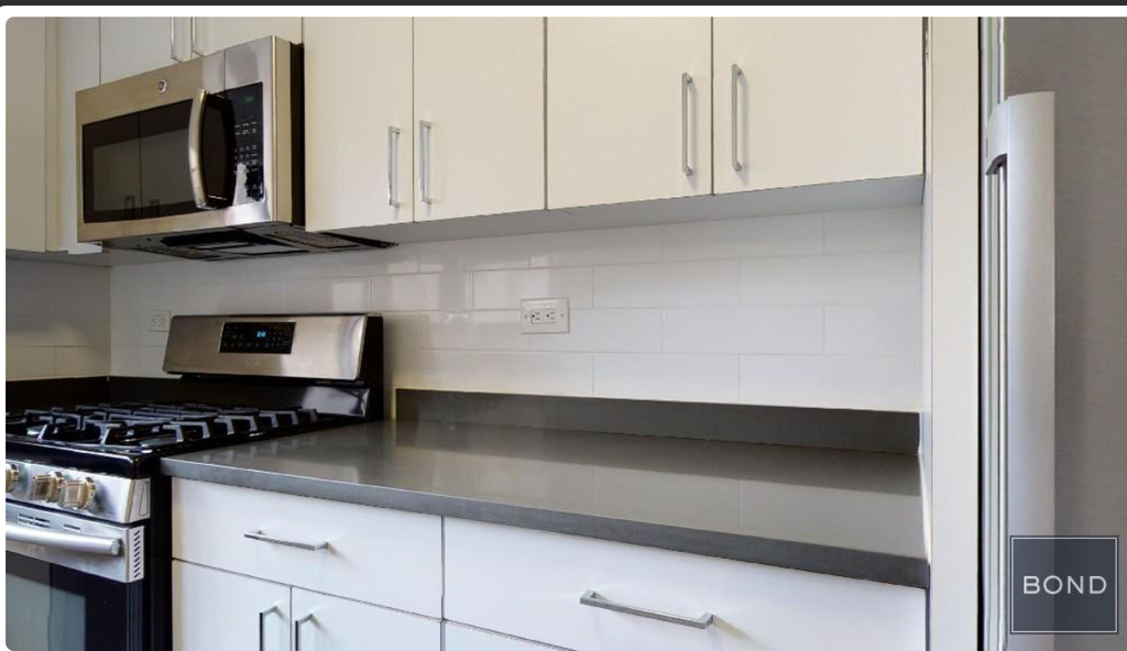 East 89th Street - Photo 4