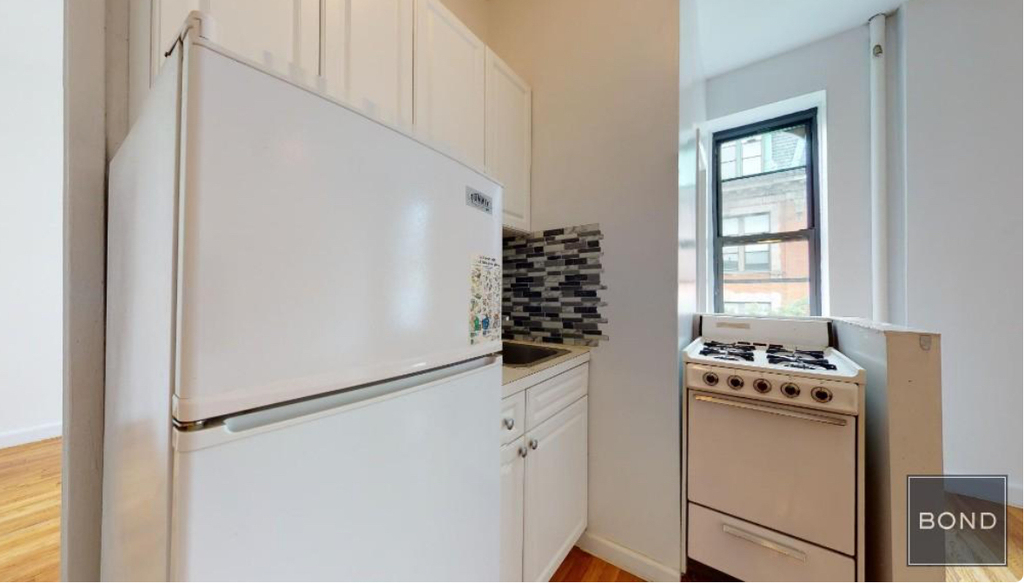  East 91st Street - Photo 5