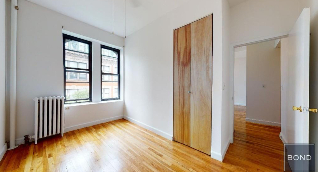 East 91st Street - Photo 2
