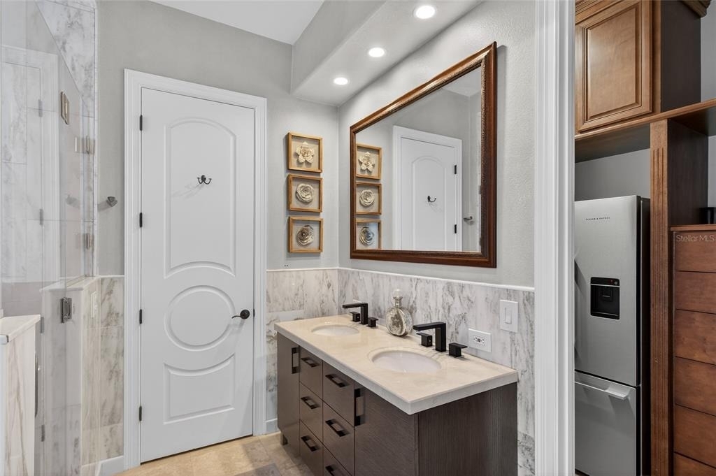 248 Maison Court - Photo 18