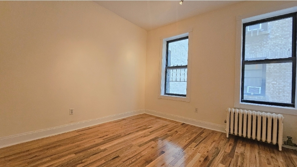 Magaw Place - Photo 2