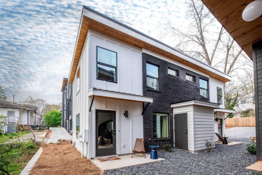 542 Boulevard Place Ne - Photo 26