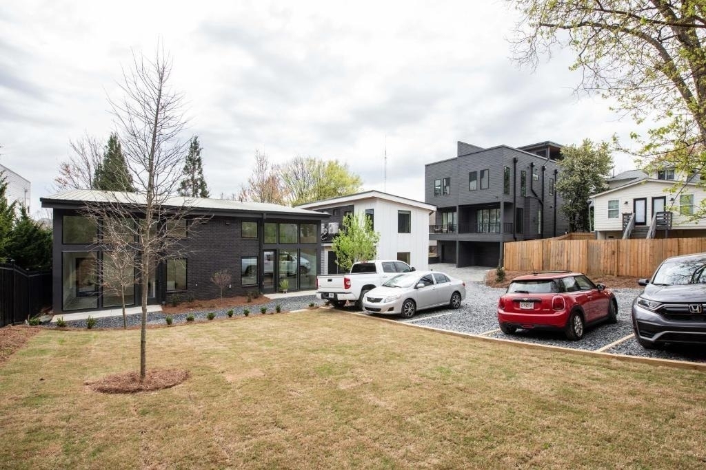 542 Boulevard Place Ne - Photo 21