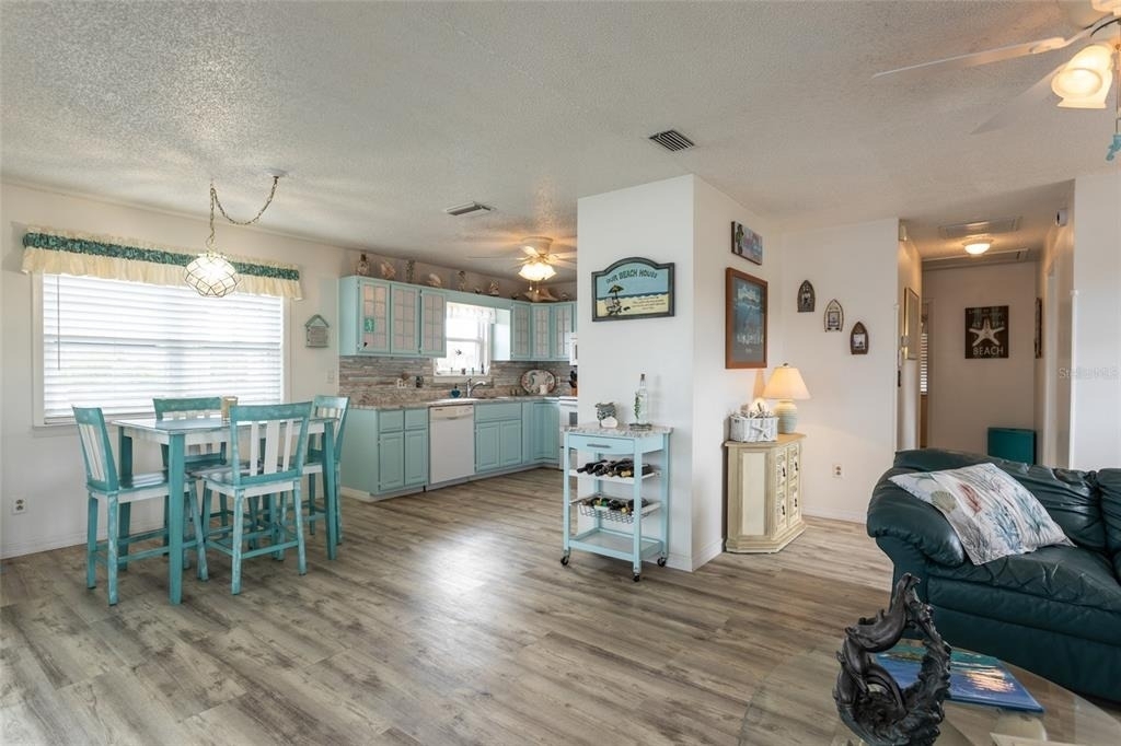 22 Atlantic Drive - Photo 3