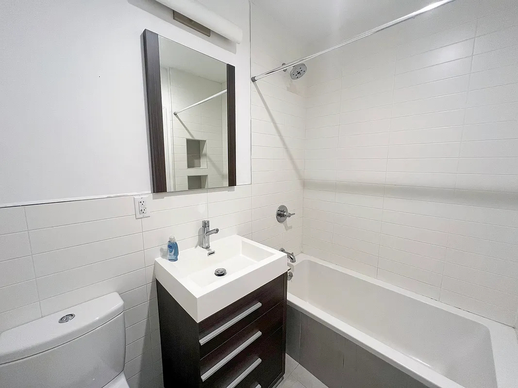 456 Quincy Street - Photo 6