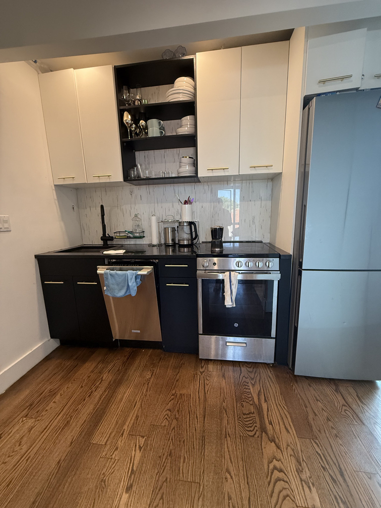 321 Woodbine Street - Photo 10