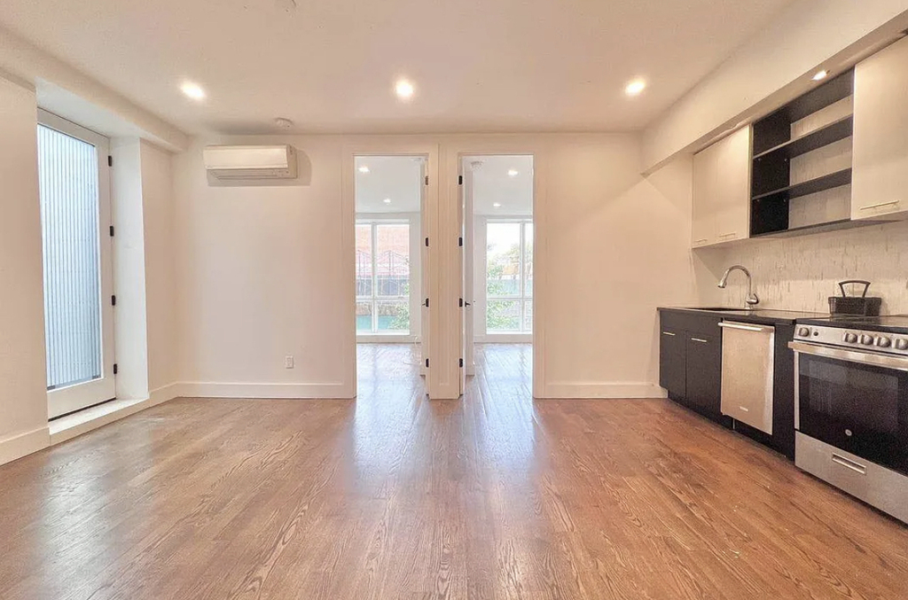 321 Woodbine Street - Photo 5