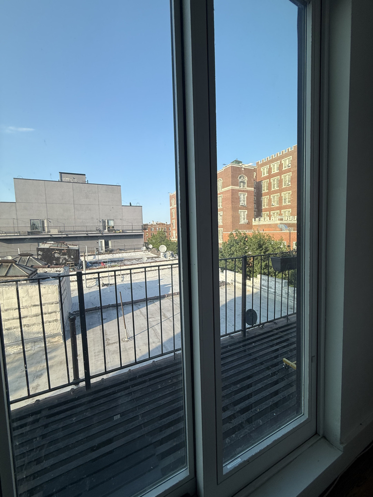 321 Woodbine Street - Photo 11